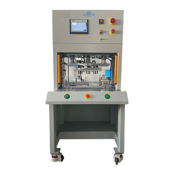 Medium sized hot melt machin···